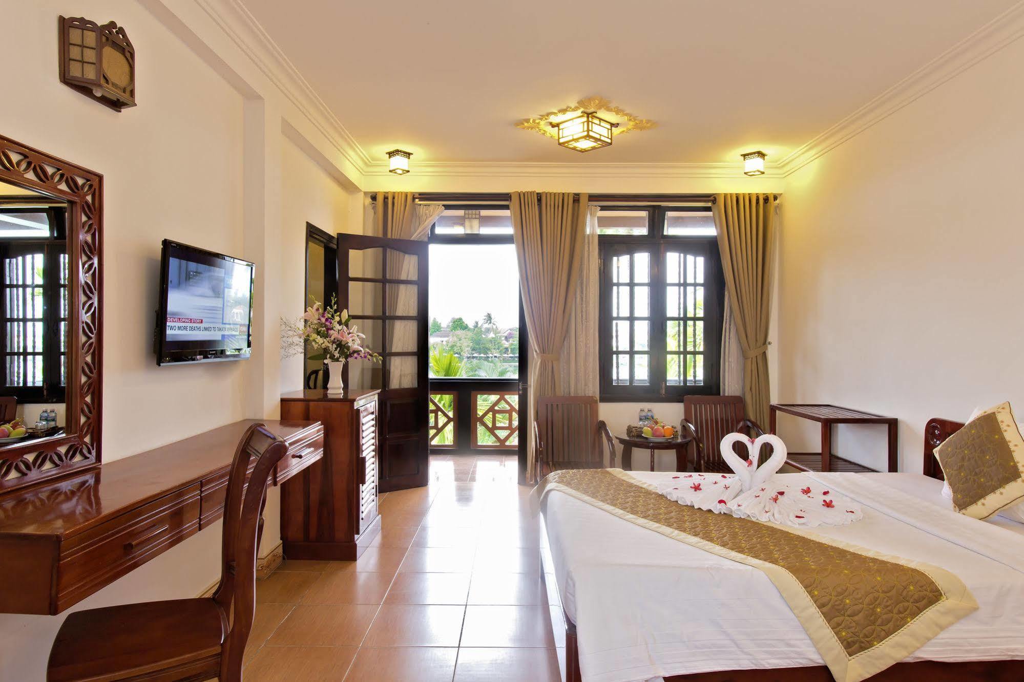 Pho Hoi Riverside Resort Хой Ан Екстериор снимка